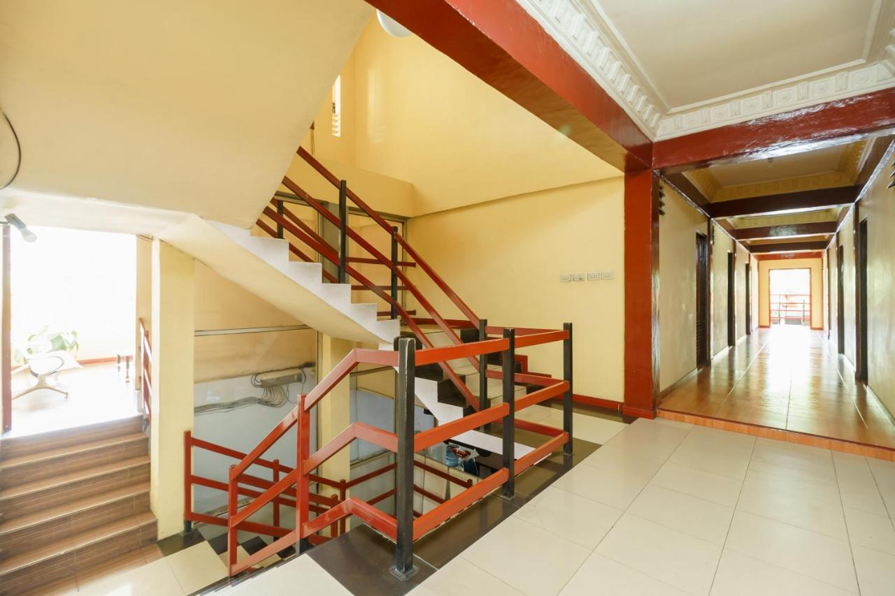 เรดดอร์ซ แอท ปาราปัต Hotel ภายนอก รูปภาพ